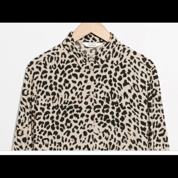 ✨Host Pick✨ NWT & Other Stories Blouse - Picture 3 of 5